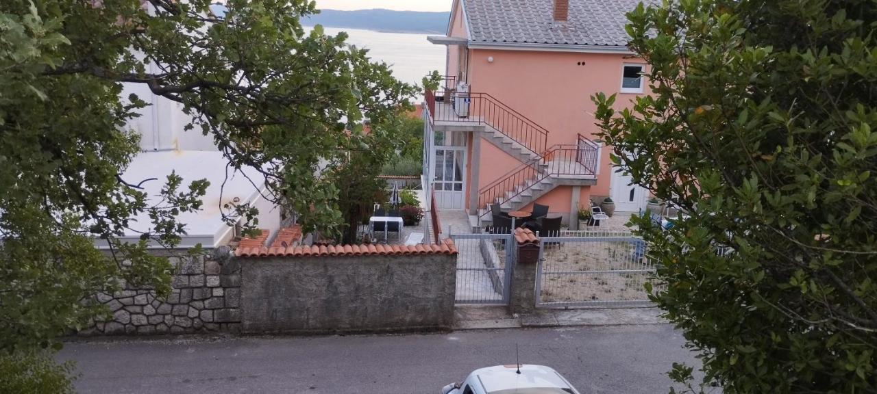 Apartments With Swimming Pool 9X4M Selce Exterior foto
