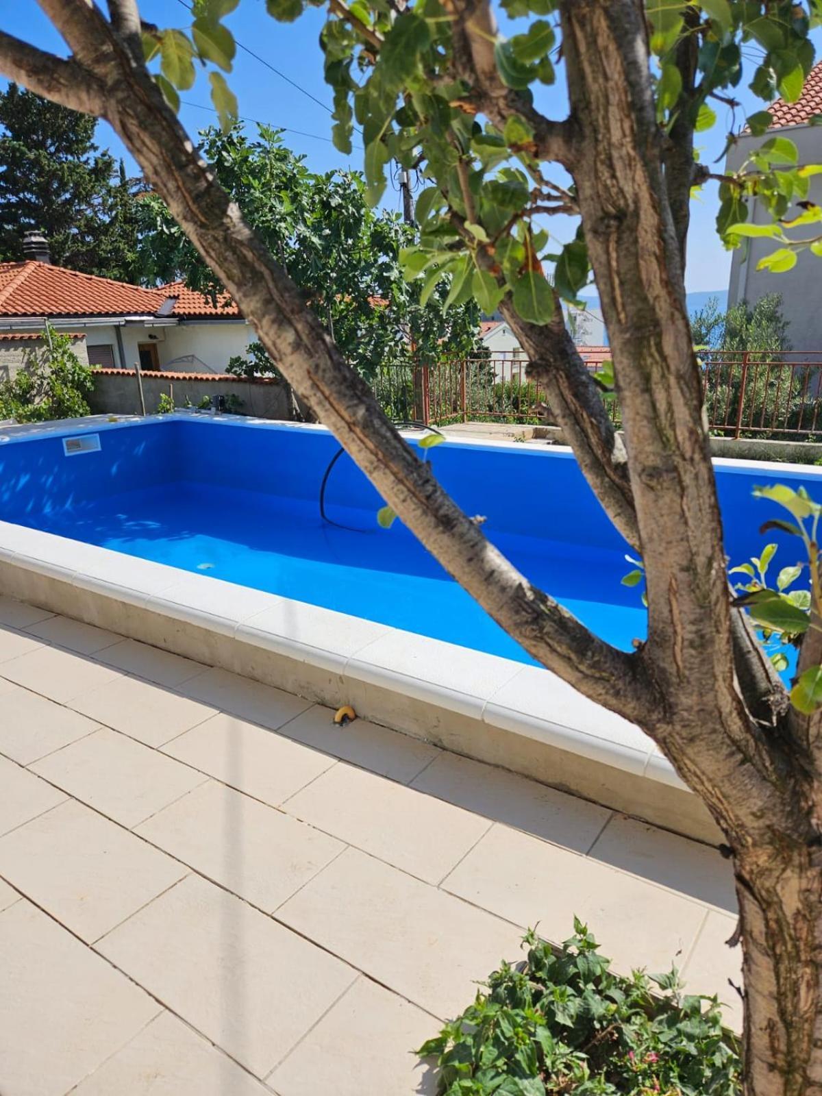 Apartments With Swimming Pool 9X4M Selce Exterior foto